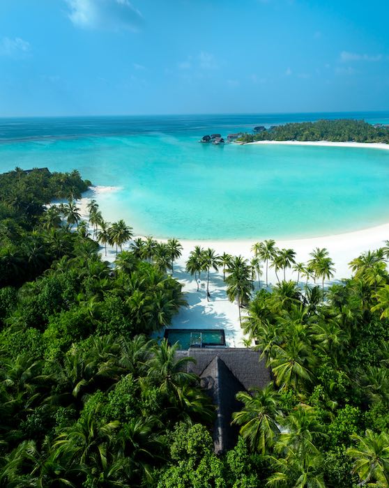 Grand Beach Villa at One&Only Reethi Rah, view 2